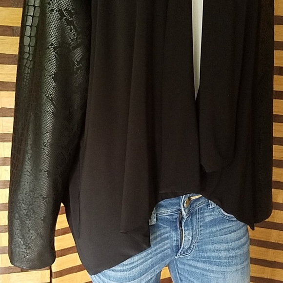 Chico's snakeskin print jacket - Picture 11 of 11